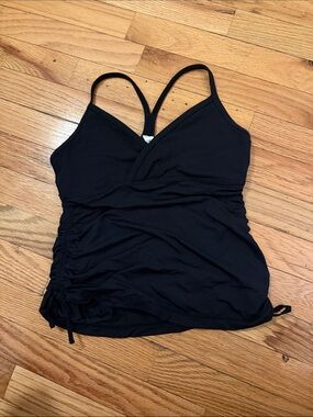 Lululemon black workout Top